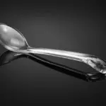 Kan jeg bruge min røreske til at røre i varme retter?